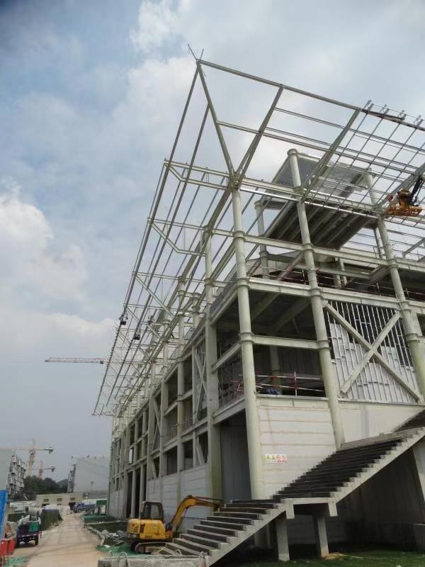 Construction progress of integral frame and structure